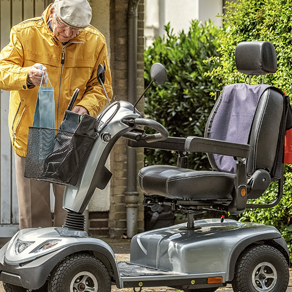 Mobilità sostenibile: scopri i vantaggi degli scooter elettrici per gli spostamenti urbani